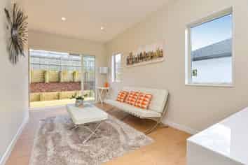 4 Regis Park Drive, Pukekohe