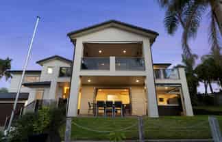 8 Tui Brae, Beachlands