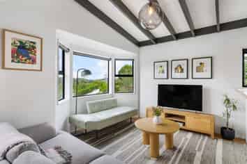 2/26 Colonial Road, Birkenhead