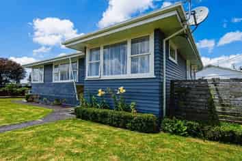 65 Cloten Road, Stratford