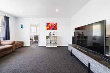 65 Cloten Road, Stratford