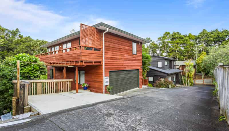 5/244 Onewa Road (Postal Address 4/244), Northcote