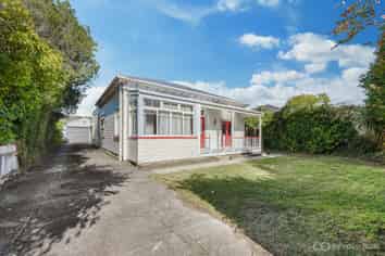 18 Totara Street, Toi Toi