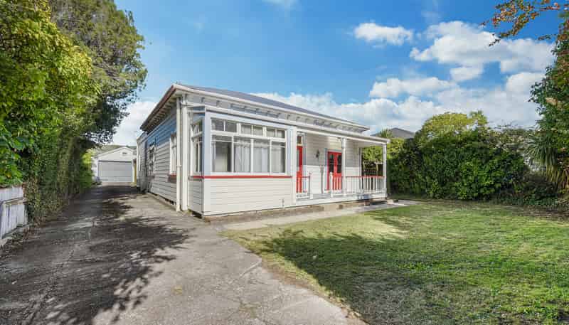 18 Totara Street, Toi Toi