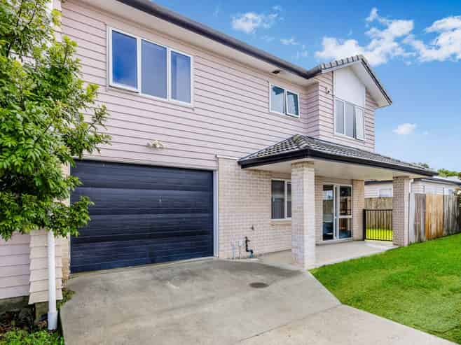 51 Senator Drive, Manurewa