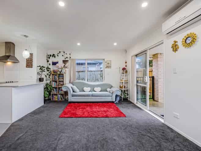 51 Senator Drive, Manurewa