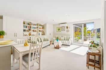 107/25 Bute Road, Browns Bay