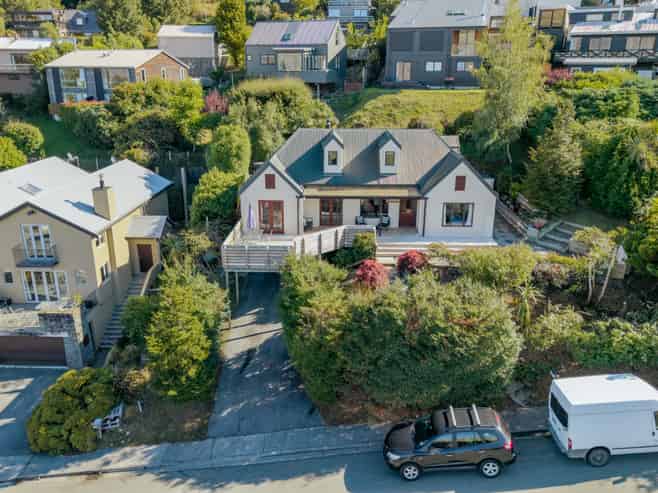 36 Greenstone Place, Fernhill