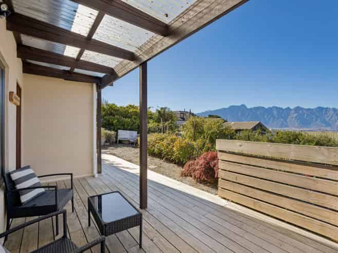 36 Greenstone Place, Fernhill