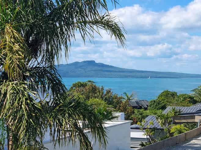 22A Eastcliffe Road, Castor Bay