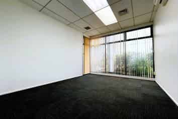Modern Penrose Ground Floor Office | 220 m2