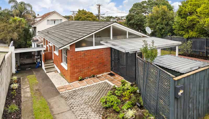 1/118 Lake Road, Belmont