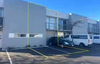 Live/Work in Woolston.