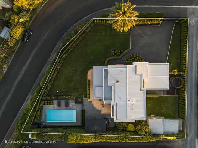 65 Braid Road, Saint Andrews