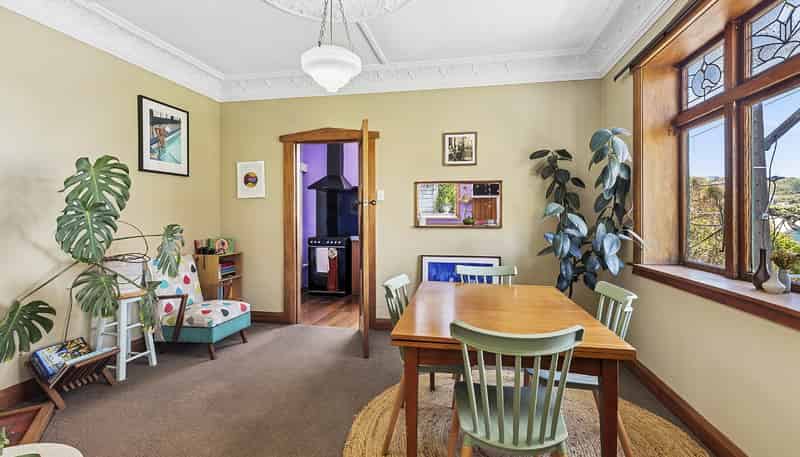 111 Eden Street, Island Bay