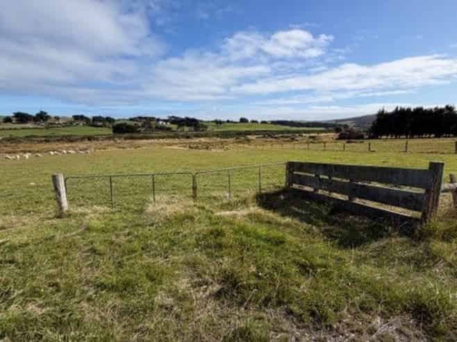 61 Clark Road, Omaui