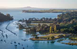 2 Duck Creek Road, Stillwater