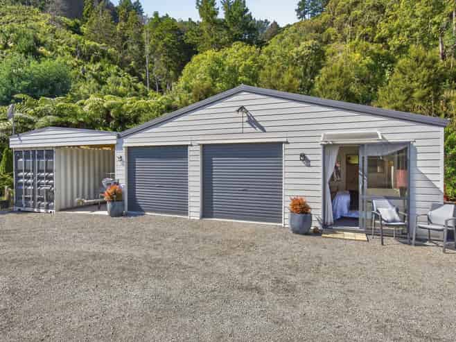 25 Hanawera Ridge Road, Manakau