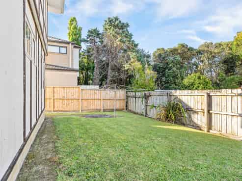 2/3 Ronald Macken Place, Windsor Park