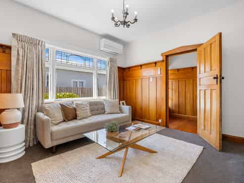 8 Walsall Street, Addington