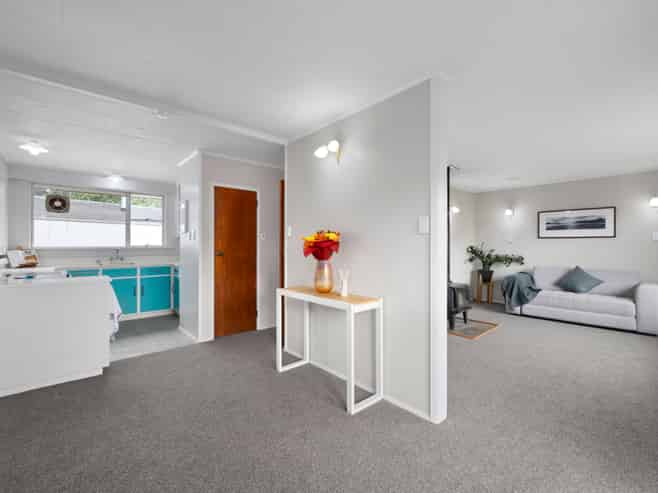 142A Weld Street, Redwoodtown