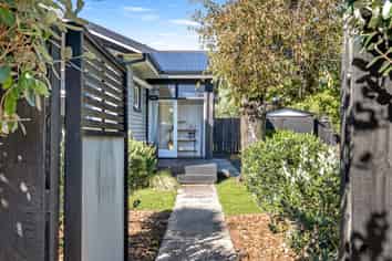 80 Malcolm Avenue, Beckenham