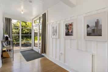 80 Malcolm Avenue, Beckenham