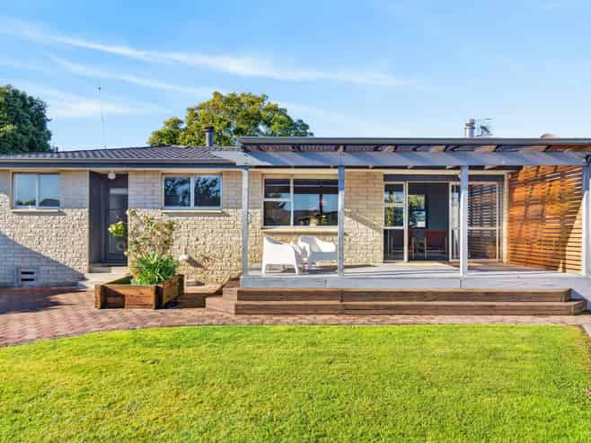 15 Rata Street, Taradale