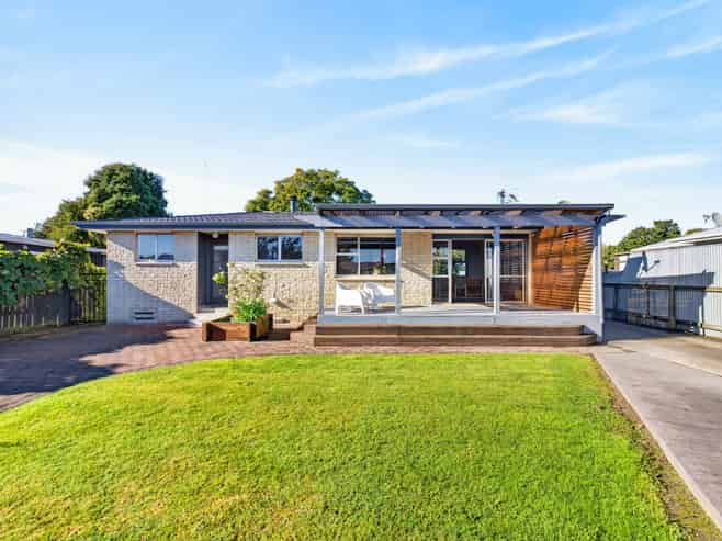 15 Rata Street, Taradale