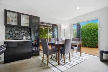 4/18-24 Pannill Place, Oteha