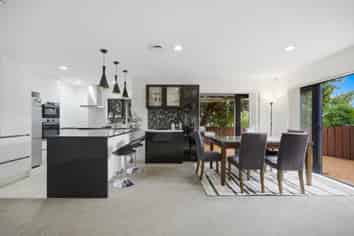 4/18-24 Pannill Place, Oteha