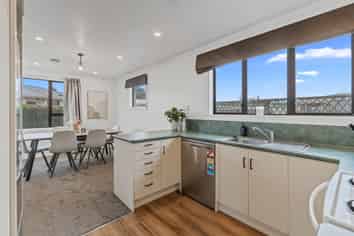 16 Esk Place, Mosgiel