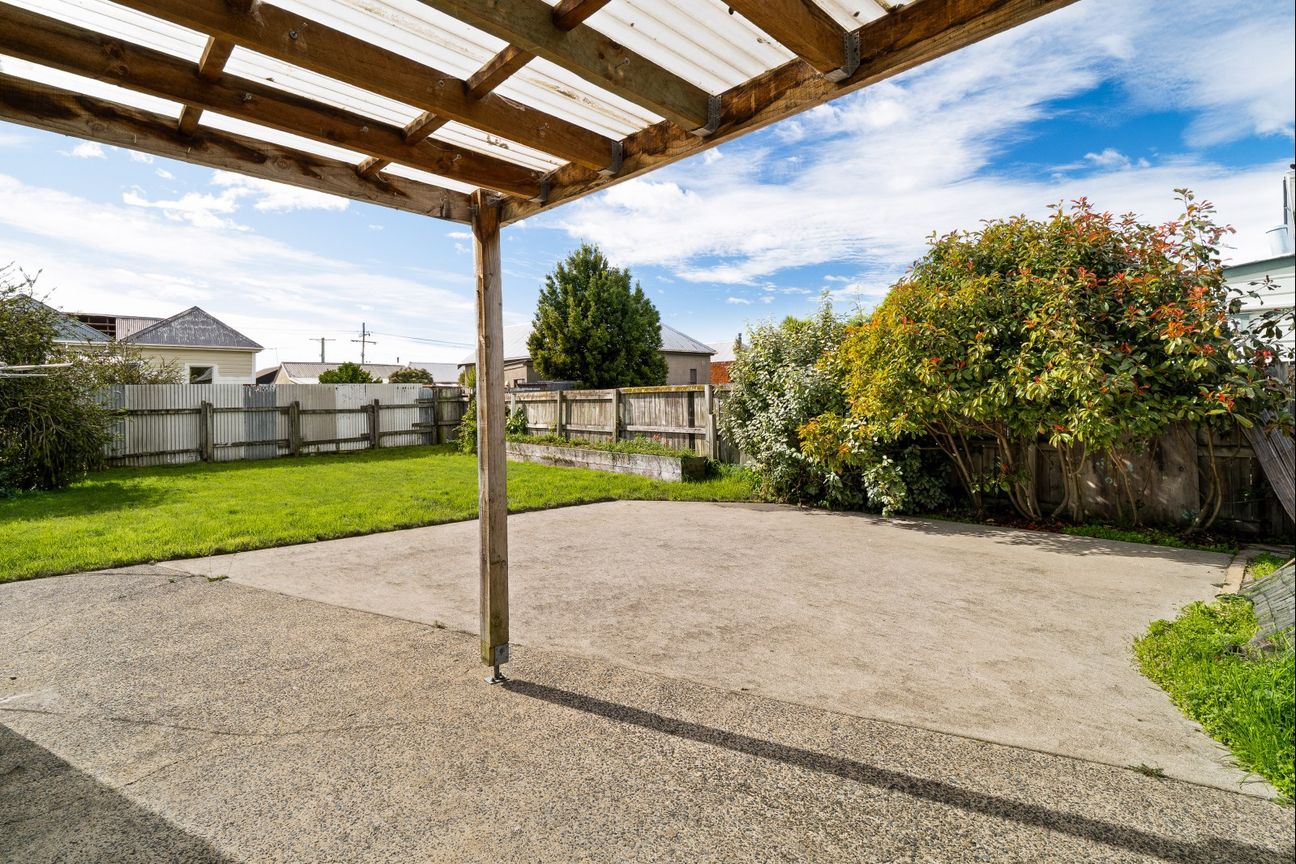Starter Home or Investment - not yet under offer! – další