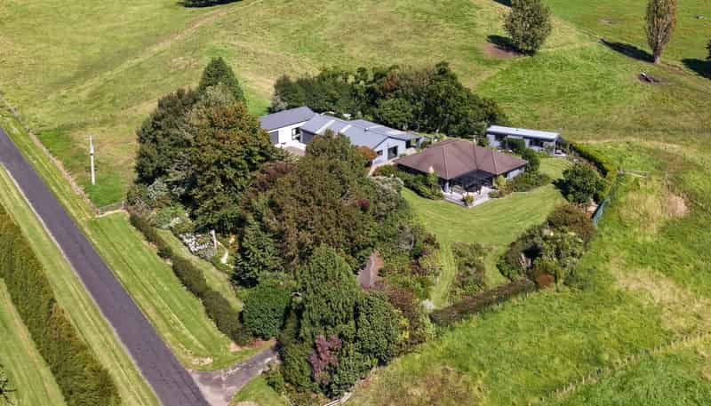154 Ohinepanea Road, Pukehina
