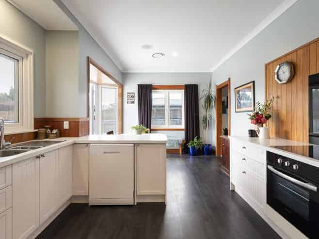 9 Wellington Street, Feilding