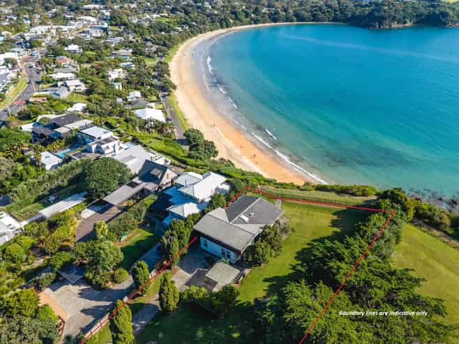 195 Ocean View Road, Oneroa