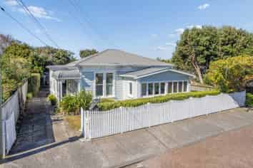 26 Bay Street, Petone