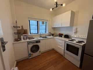 1A/127 Molesworth Avenue, Thorndon