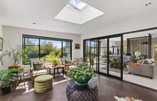 9 Pike Place, Ferndale