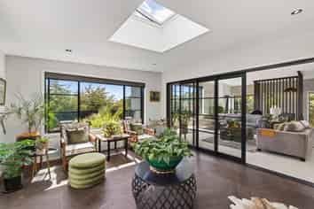 9 Pike Place, Ferndale