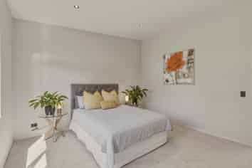 9 Pike Place, Ferndale