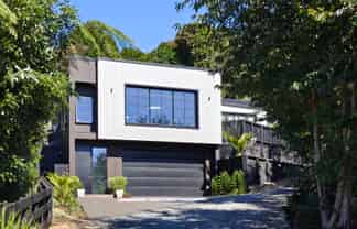 9 Pike Place, Ferndale