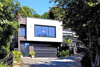 9 Pike Place, Ferndale