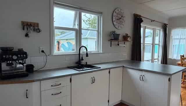 16 Burden Avenue, Wainuiomata