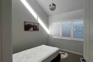 Hawkes Bay - Address withheld