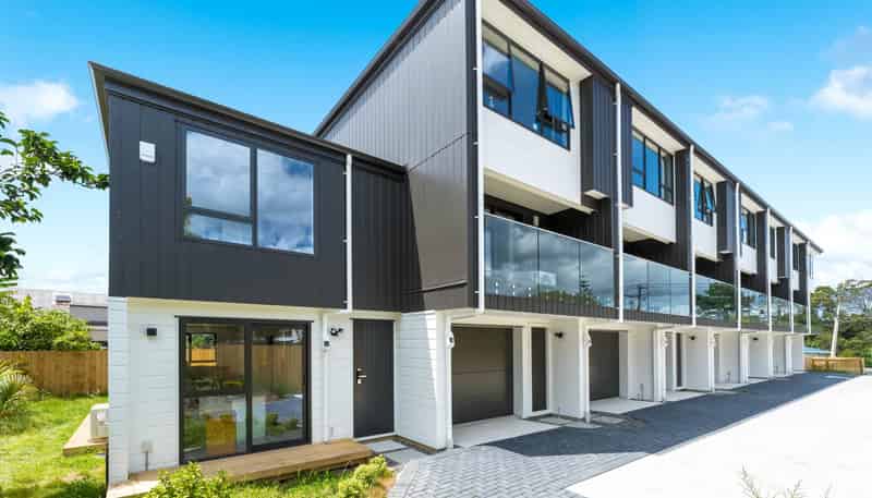 3/36 Longburn Road, Henderson