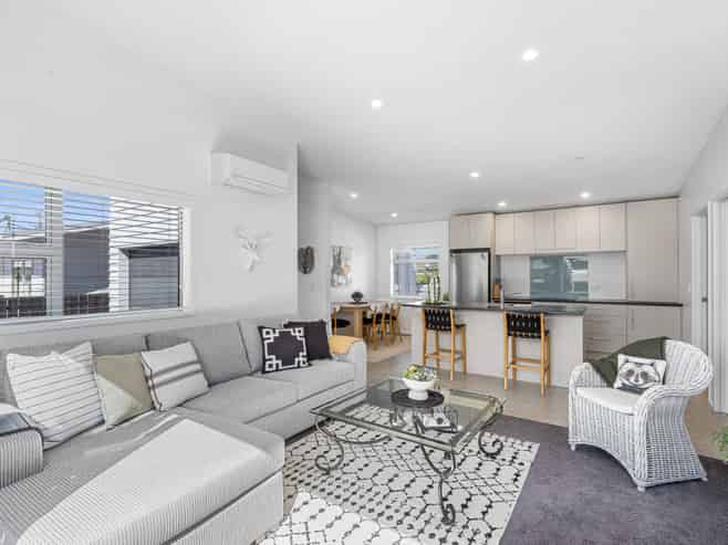 38a Hatton Road, Orewa