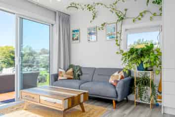 274 Riverlaw Terrace, Saint Martins