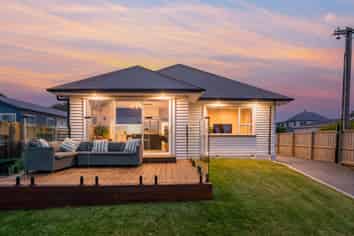 274 Riverlaw Terrace, Saint Martins