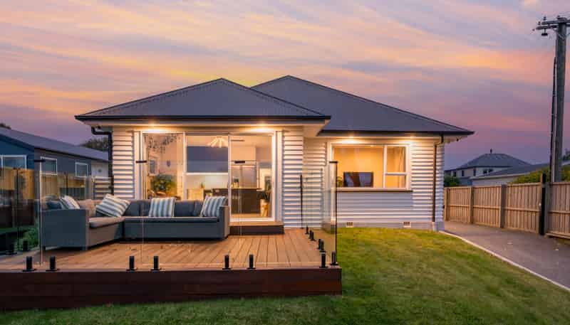 274 Riverlaw Terrace, Saint Martins